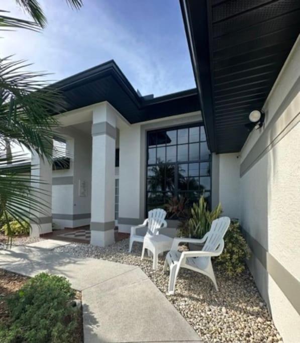 Villa Nicol Cape Coral Exteriör bild