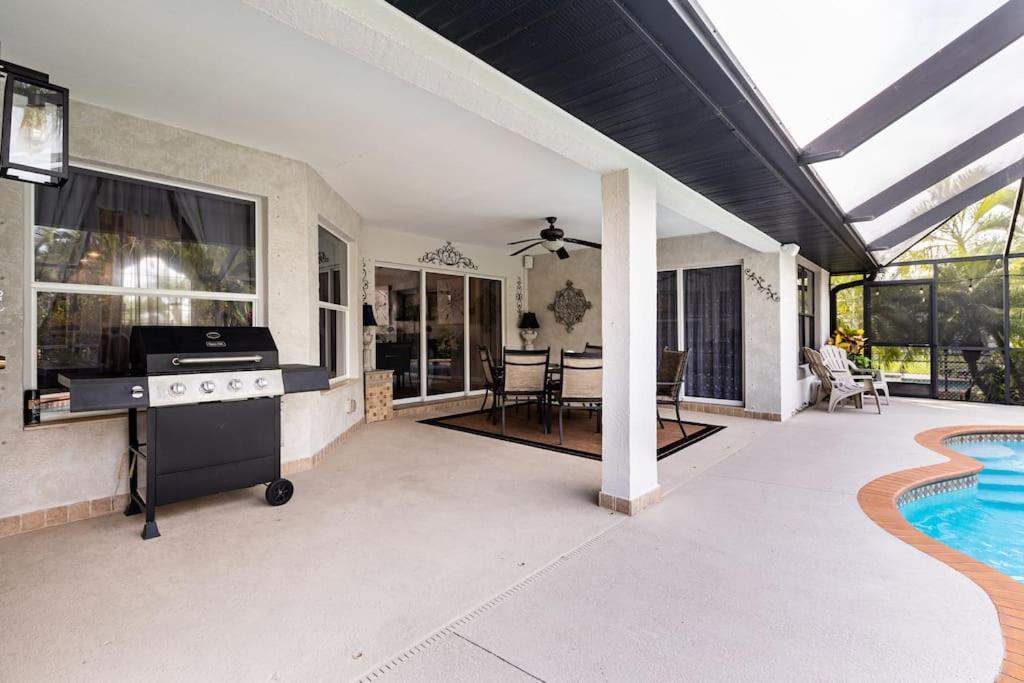Villa Nicol Cape Coral Exteriör bild