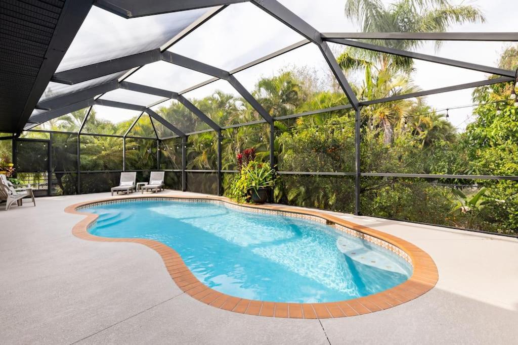 Villa Nicol Cape Coral Exteriör bild